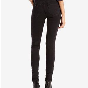 Levi’s 721 High Rise Skinny Jeans Black